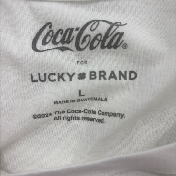Lucky brand Coca-Cola Festive Santa White T-Shirt - Picture 5 of 5